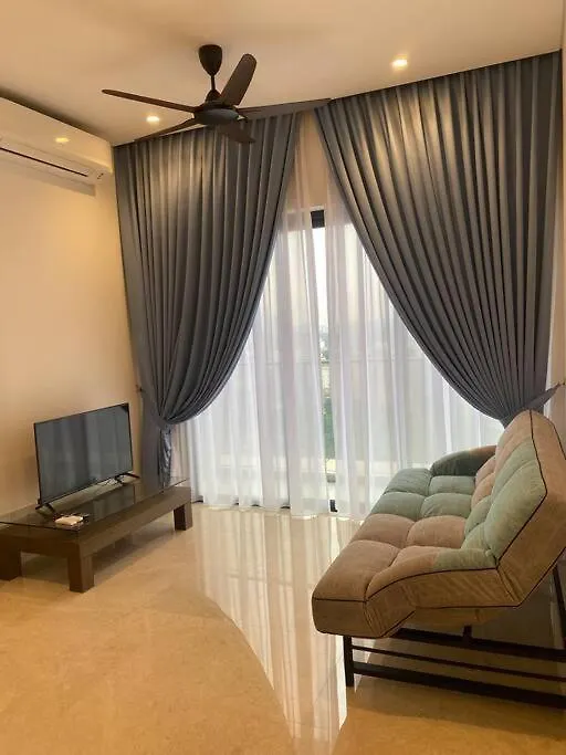 Infinity Pool, New 2 Bedroom, Near Bbcc Lalaport, Pnb 118, Klcc With High Speed Wifi Kuala Lumpur 0*,
